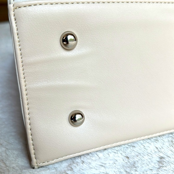 DAVID JONES Paris Cream Shoulder Bag - Picture 6 of 13